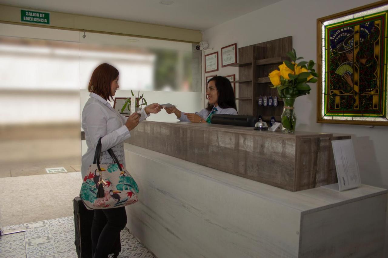 Hotel Avanti Chipichape كالي المظهر الخارجي الصورة